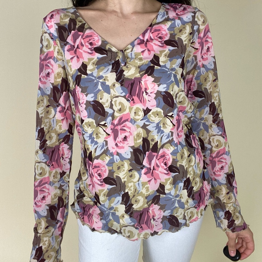 Liz Claiborne vintage floral top 
size: medium